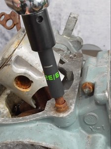 This is how to remove a rusted and seized stud with a GripEdge G-FORS Deep Socket Extractor. We first hammered the extractor onto the stud and tried to loosen it, but it was completely seized and the stud snapped off. We then used an induction heater on the stud, and when we tried again, we were able to break it free by tightening and loosening. Once it was removed, we used our foreign object removal rod to push the broken stud right out of the extractor. #automotiverepair #mechanictips #mechani