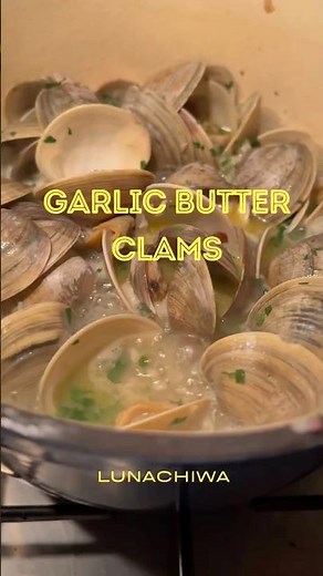 15-Min Garlic Butter Clams 🦪🧄 #cooking #easyrecipes #foodie #seafood #fyp #fy