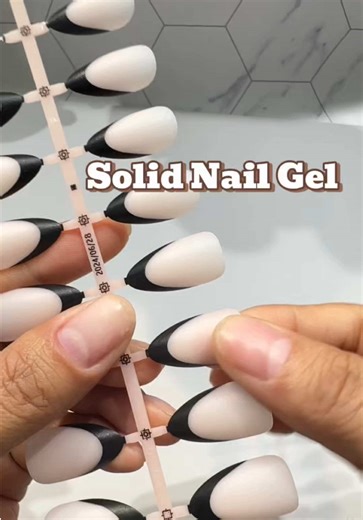 Quick Guide to Attaching Nail Patches in One Minute