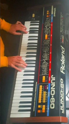 Roland JUNO-60 in Its Full Glory