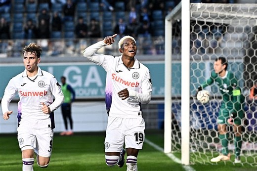 The stats that explain why Sunderland made deadline-day move for Nilson Angulo