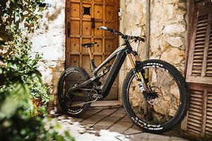 YT Just Announced The YT Decoy – A fully integrated carbon e-MTB