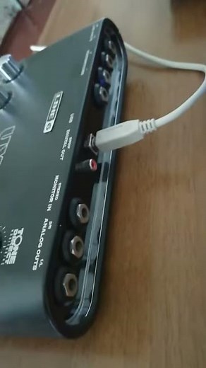 Line 6 POD Studio UX2 USB