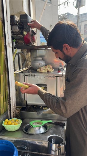 Refreshing Winter Juice Recipes with Lemon and Sugarcane