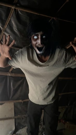 Bhoot ne pakad liya☠️. #viral #bhoot #trending #youtubeshorts #ghost #vlogger