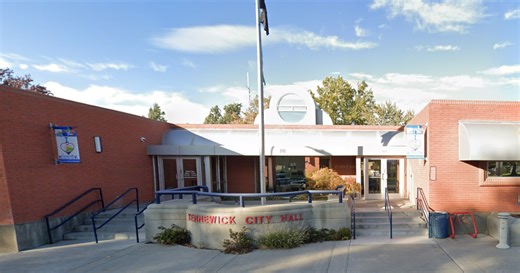 Kennewick targets illegal drive-throughs with new traffic ordinance