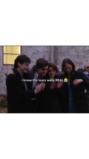 Stranger Things Cast CRYING While Reading the Final Script 😭. #trending