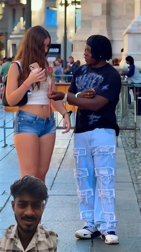 Ohh a couples react other girls behaviour🙄🙏||#funny #shortsfeed #viral #shortvideo #prank