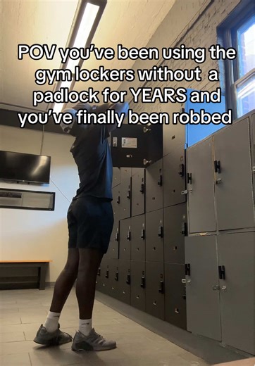 Gym Lockers Without a Padlock Experience