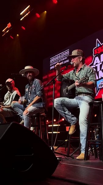 Chris Lane performs “Big, Big Plans” at K92.3 All Star Jam