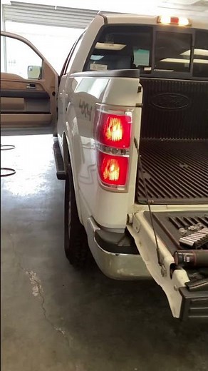 2011 Ford F-150 fast blinker fix!!