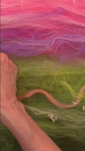 Wet Felt a Fairy Fantasy Background - Use an Art Batt or Hand Blend! #livingfelt