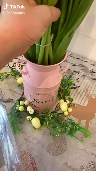 Beautiful Tulip Bouquet Inspiration for Spring