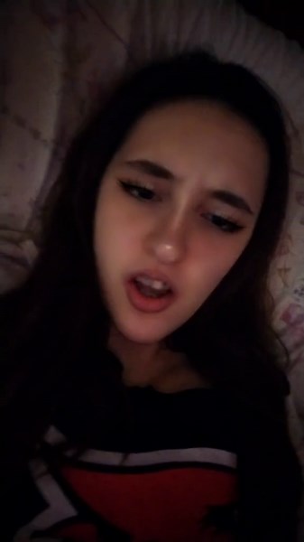 Video di _asia_martin _ (@_asia_martin__) con suono originale - music__words