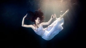 A single clothes wash can release up to 700,000 microplastic fibres. Many of these end up in the ocean | The Economist