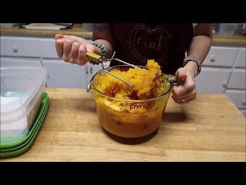 Making and Freezing Pumpkin Puree