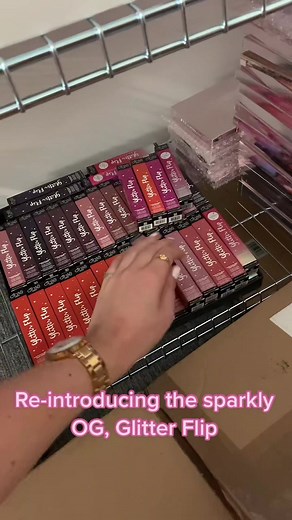 Who remembers our iconic Glitter Lips? ✨💋#glitterlips #glitterlip #glitterlipstick #ciate #ciatelondon