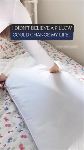 Life Hack: Getting my pillows from the same suppliers as 5 star hotels!!! Limited time offer: Buy 2 Pillows Get 2 Pillowcases for FREE – grab yours before they are gone again! | FluffCo