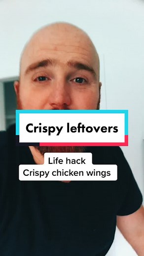 Best Ways to Reheat Crispy Chicken Wings | Oven & Microwave Tips