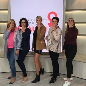 Habt ihr unser Facebook Live zum Weltfrauentag verpasst? Auf der QVC Deutschland Facebook Page könnt ihr euch unser Show-Spezial noch mal anschauen! 💗 #qvcdeutschland #weltfrauentag #womensday #weltfrauentag2019 #frauentag #backstage | QVC