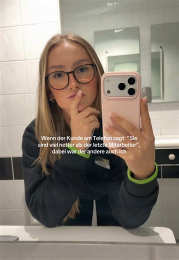 Customer Service Humor: A Twist on Kindness