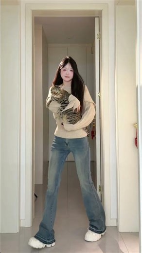 这个白菜对我和小猫笑#白菜对我笑 #感觉至上 #shortsvideo #dance #dancecover