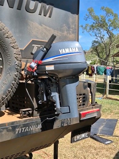 Tips for Removing Yamaha Gearbox Seal Plate