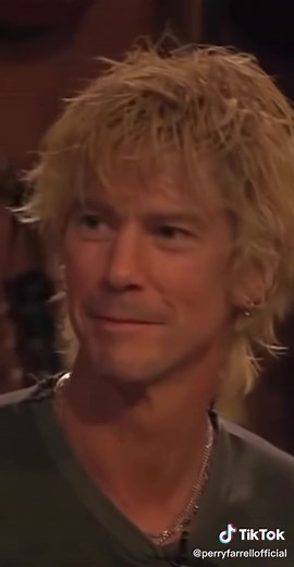 Acoustic Performance with Perry Farrell, Dave Navarro, Stephen Perkins, and Duff McKagan