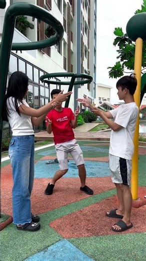 SNS - Cuộc Đấu Súng Trong Tưởng Tượng || The Imaginary Shootout 🤣 #shorts