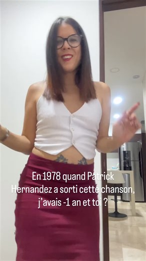 Charlotte Corail 🪸 on Instagram: "🎶 Fun fact sur “Born to Be Alive” 🪩✨ 👉 Patrick Hernandez a mis presque 3 ans à réussir à faire produire cette chanson 😱 Les maisons de disques n’y croyaient pas… 💥 Résultat ? Une fois sortie en 1978, elle est devenue numéro 1 dans plus de 50 pays 🌍🔥 et reste encore aujourd’hui un hymne disco ultra reconnaissable dès les premières secondes 🎧💃 ✨ Moral de l’histoire : Quand on te dit non… tu continues jusqu’au OUI 😉💄"