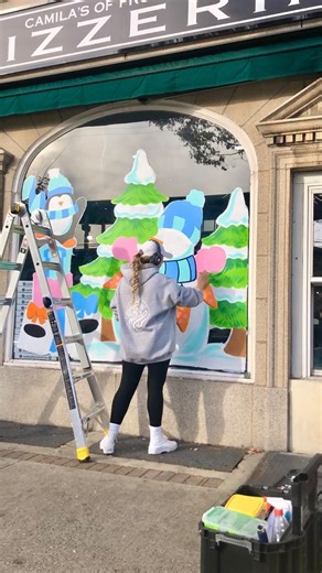 Fall to winter window transformation ❄️❄️❄️ the most beautiful day for painting today!! ☀️ • • • art #artist #windowpainting #windowart #paintingwindows #longislandwindowartist #longislandartist #longislandwindowpainting #longislandwindowart #newyorkwindowartist #paintedwindows #windowsplash #windowartist #longislandwindowpainter #holidaywindowpainting #christmaswindows #holidaywindowslongisland #christmaswindows #winterwindowart | Art by Michelle Marie LLC
