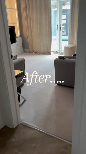 🏆THE CHAMPION HAS ARRIVED……..🏆 This one completely transformed our clients living space 😮🔥 👉Heres our 3.2m shaker beaded media wall featuring the truly breathtaking 1600 new forest black edition British fire……It’s not just a statement peice it’s an experience🪵🔥 👉If you’re stuck for the colour we would always recommend the timeless neutral….F&B ammonite 🤩 ☑️ Fires are pre built into our cabinets for simple plug in operation ( no fitting required ) ☑️ Luxury deluxe real log upgrade comes 