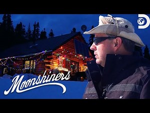Tim’s Alaskan Christmas Quest | Moonshiners | Discovery