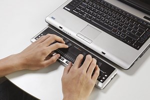 Apple key to more universally compatible USB Braille display standard | AppleInsider
