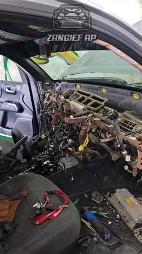 24 Y Jalando Raza🫢 Sin SIN MIEDO AL EXITO 💪🏻 #motores #autoclimas #mecanicos #mecanicaautomotriz #automotriz #mecanica #vagcars #autos #autocuidado #tunning @destacar | Automotriz Zangief AP