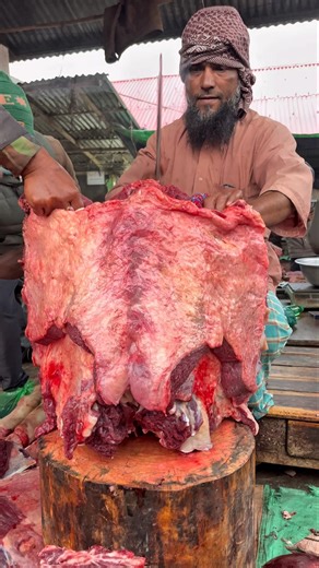 Ox beef meat chap cutting process #trending #meat #beef #youtubeshorts #reels #shorts #skills