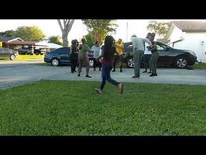 Roll it Roll it Line Dance