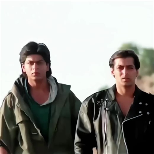 Shah Rukh Khan and salman khan Bollywood star karn arjun movie. #shahrukhkhan #bollywood #salmankhan #karanarjun #srkfan