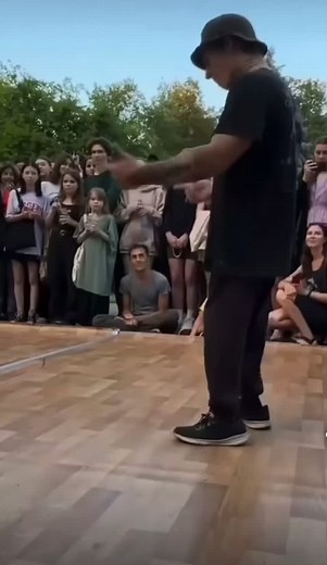 😳😳😳😳😳 #Poppy #breaking #80s