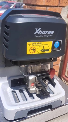 Corsa Gamma (2010) — keys repaired on site ✅ Customer’s broken key was replaced immediately: supplied a new key & remote, cut a new blade and coded the remote — everything completed on site and tested. Services we offer (quick): On-site key cutting & blade replacement Remote/key fob programming & coding All-keys-lost replacements (transponder chips) Emergency lockouts & on-site key fitting Remote battery/repair and immobiliser programming Call or WhatsApp: 064 652 8460 / 082 466 5061 | The Key S