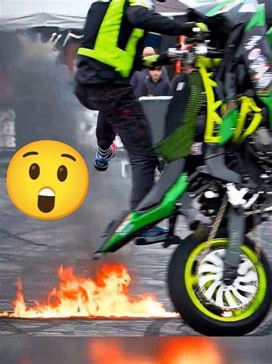 Wait for it… 🔥 This insane bike stunt over FIRE will blow your mind! 😱🏍️” #fyp #viral #stunt #bikeLife #trending