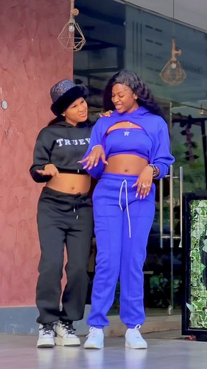 This dance hits differently with you gurl @𝕭𝖊𝖗𝖇𝖞 𝙥𝙞𝙘𝙭𝙮 💫 ♕ ♡ 🙃💜.. #purplespeedy