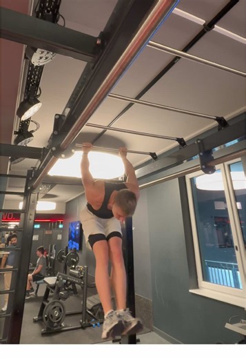 Skin the Cat to Muscle Up: Calisthenics Tips