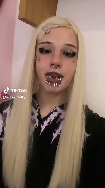 Non-Binary Identity and Facial Appearance Explained