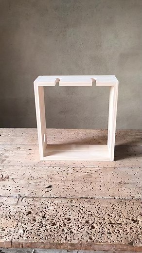 Adega 🍷 Essa é a nossa adega para uma garrafa de vinho e duas taças 🍷🍷 Em breve vai estar em todas as nossas lojas 😉 #adega #vinho #wood #woodworker #woodworkerforall #wooddesign #madeira #madeiramaciça #madeirarustica #madeirapinus #madeiradequalidade #rustic #rustico #decoração #decor #artesanal #artesanatos #artesanatocriativo #cozinha #home #diy #maker #joinery #tools #tool #marcenaria #marcenariacriativa