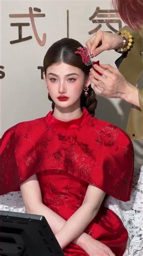 Quick & Stylish: Master New Chinese Hairstyles in 5 Steps