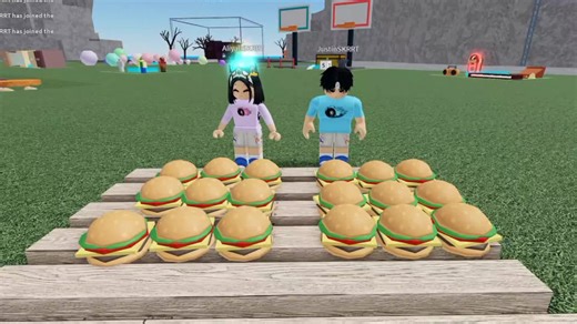 Kiss Kiss Challenge on Roblox with AliyahSKRRT