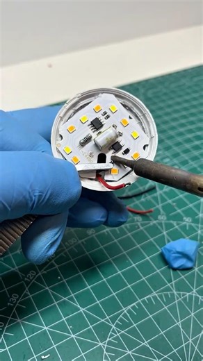 Don’t Throw Away Old LED Bulbs! Upgrade Them Like This #maker #electronicsdiy #diyelectronics