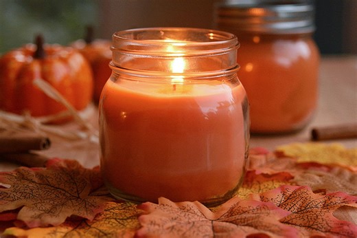 How to Make Pumpkin Spice Candles | DIY Pumpkin Spice Soy Candle