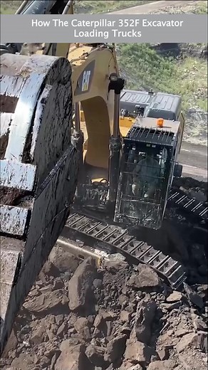 Cat 352F Excavator! Full Video On Our YouTube Channel #megamachineschannel #caterpillar352f #excavator #construction #minining #truck #heavyequipment